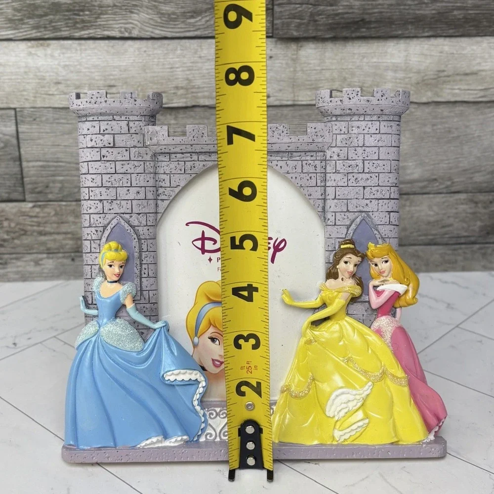 Disney Princess Cinderella Castle 4 x 6 Photo Picture Frame NIB Belle & Aurora